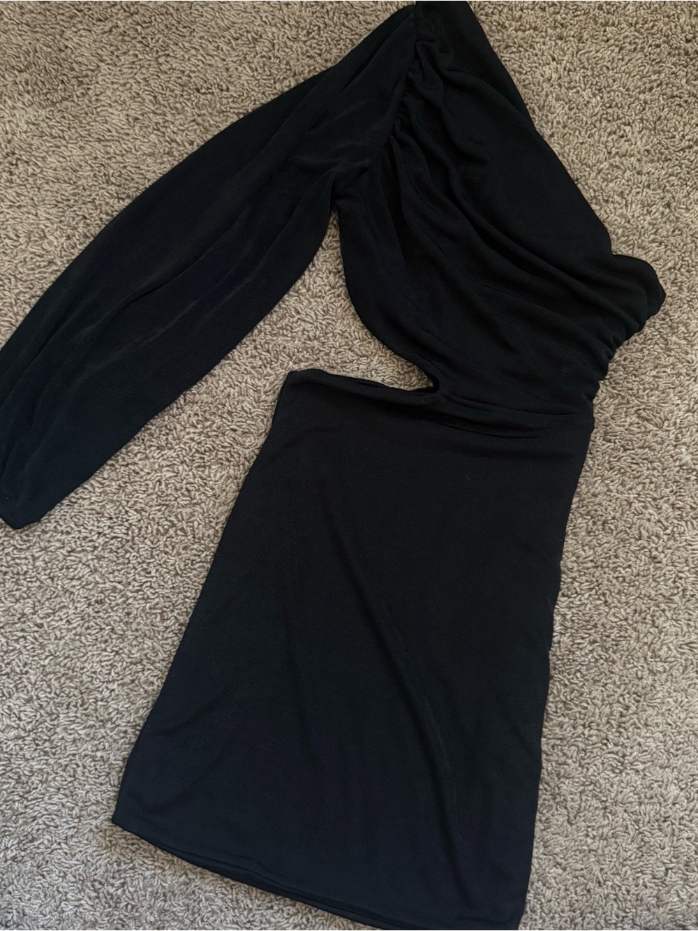 One sleeve dress